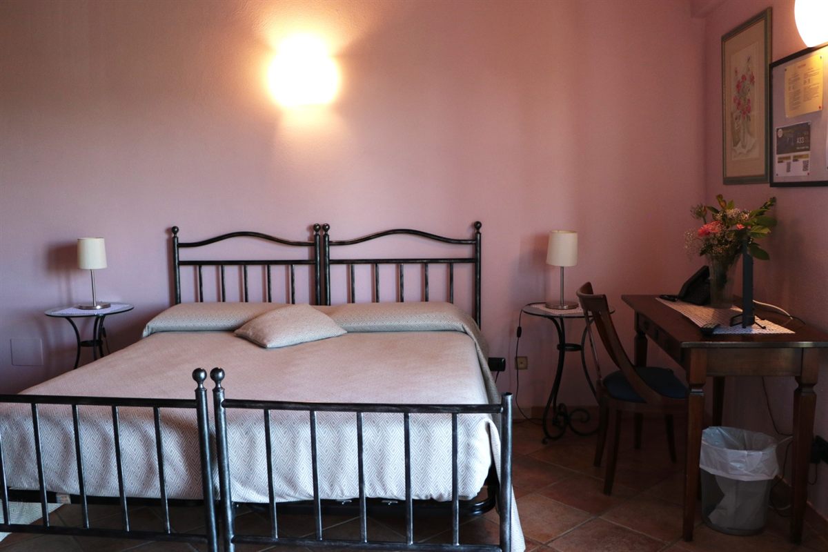Panorama, camere e ospitalità nelle Langhe · 44